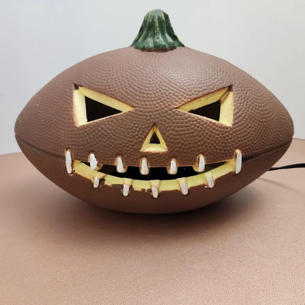 VTG Halloween Football Shaped Pumpkin Jack-O-Lantern Foam Blow Mold Lights Up